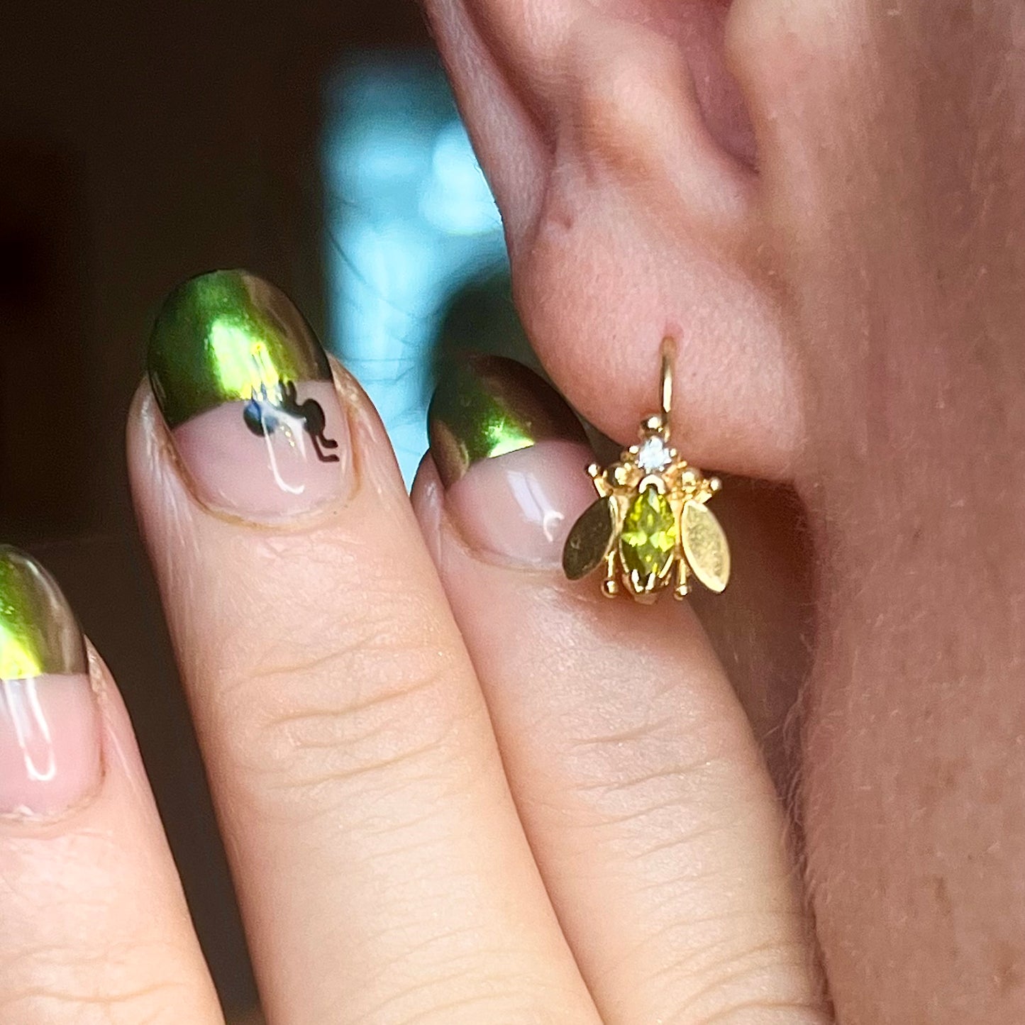 Vintage 18k Diamond and Peridot Fly Earrings