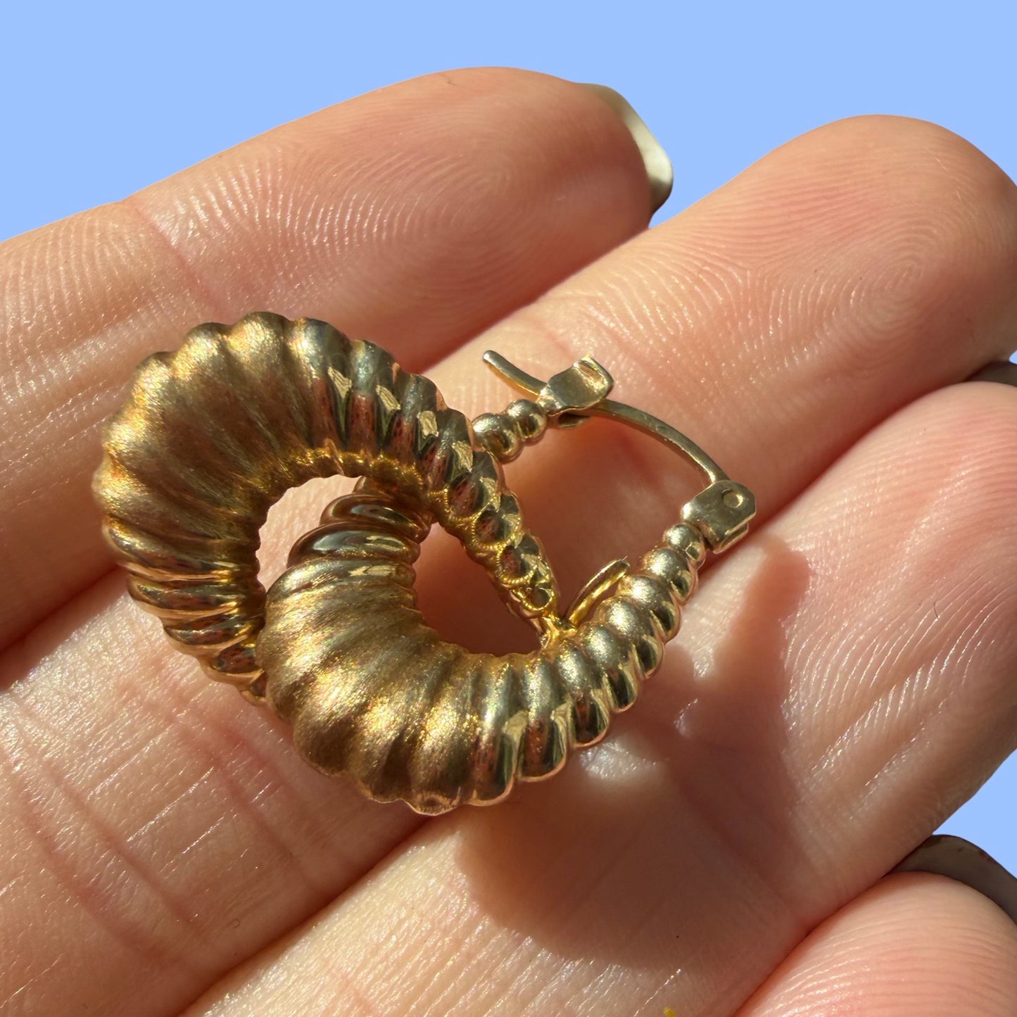 Vintage 14k Small Shrimp Hoops